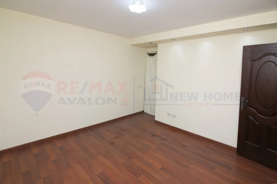 شقة للبيع 193 م لوران (برج انتركونتيننتال فورت)