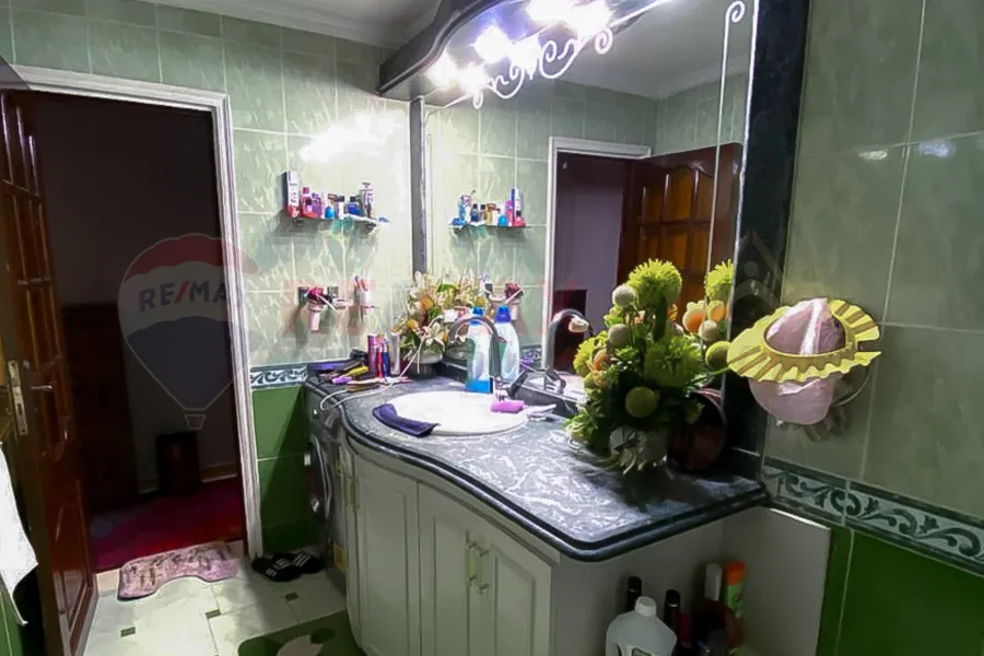 Apartment for sale 135 m Louran (Al-Alayli St. branched from Al-Eqbal St)