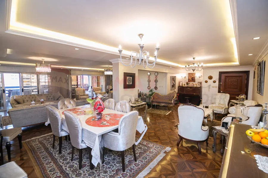 Apartment for sale 245 m Zezinia (Abo Qir St)