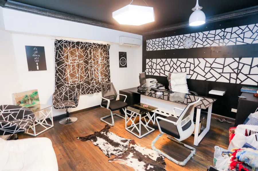 شقة مفروش إدارى للايجار 225 م سموحة (ش فوزى معاذ الرئيسي)