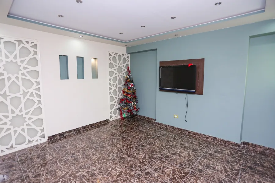 شقة للبيع 170م  سان ستفانو (متفرع من ش عبد السلام عارف)