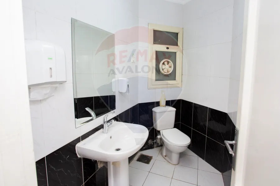 مقر إداري للبيع 540 م سموحة (المربع الذهبي)