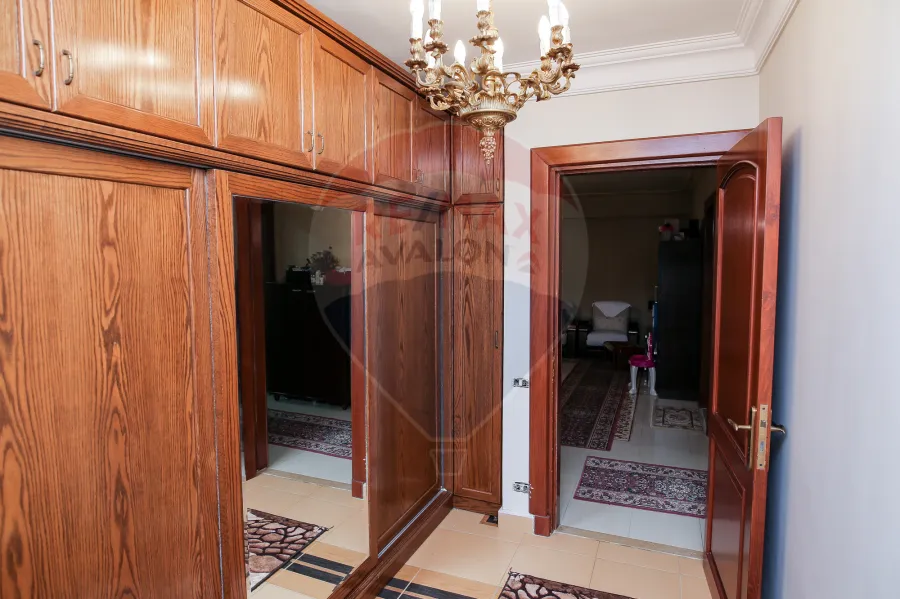 Apartment for sale 320m Smouha (Seif Tower. Branched From Albert Elawal St.)