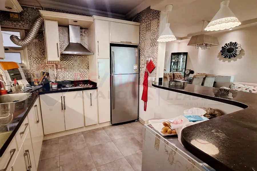 شقة للبيع 150 م سموحة (جرين بلازا)