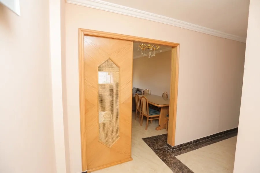 furniched Apartment For rent 130 m Smouha (Green towers)