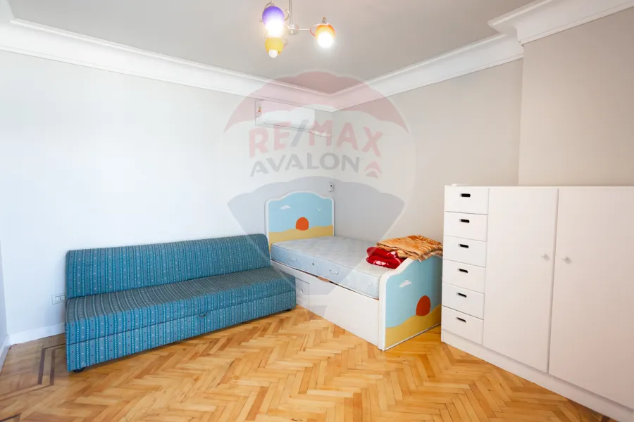 Apartment for sale 290 m Roshdy (directly on the sea)