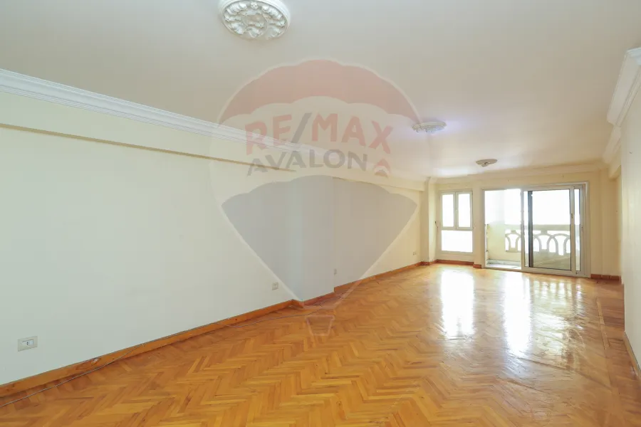 Apartment for sale 210 m Smouha (Bahaa El-Din Al-Ghatwary)