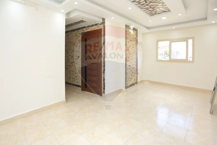 Apartment for sale 83 m Moharram Bek (Masged El Hadary St.)