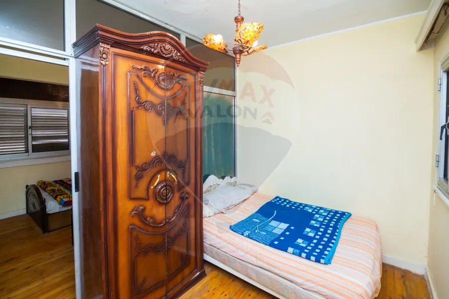 Apartment for sale 180 m Mandara (on the sea - Next to Sheraton Hotel)