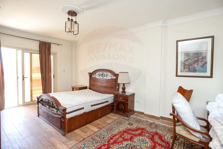 ڤيلا منفصلة للبيع الكينج (كومباوند الصفوة)  -  500 م