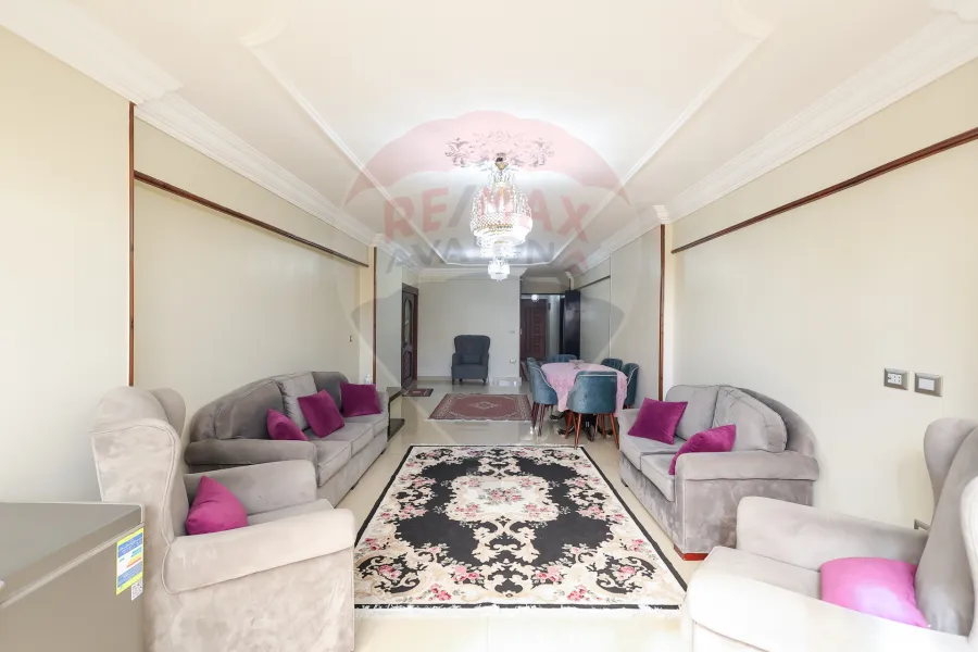 Apartment for sale 180 m Janaklis (steps from the tram - near Fathallah)