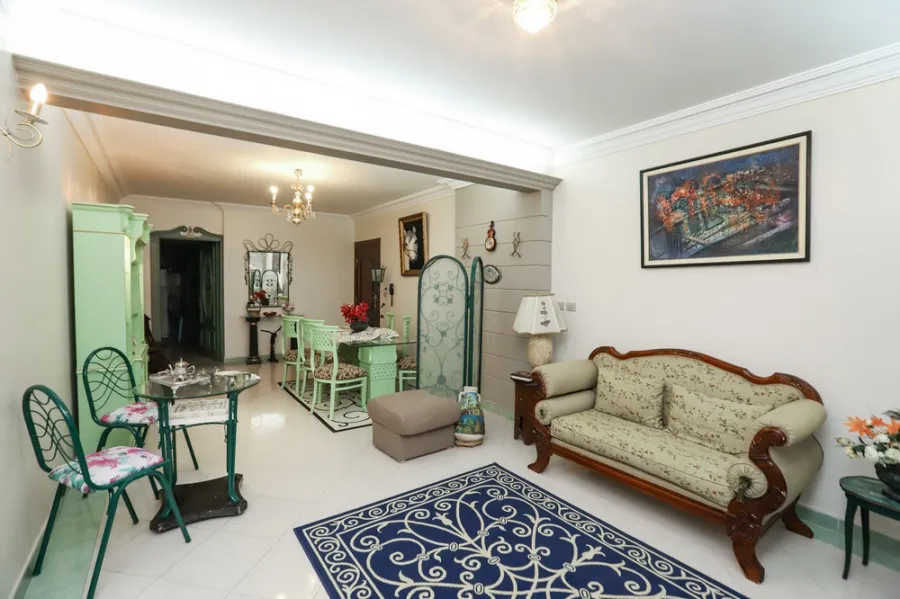 Furnished Apartment For Rent 175m El-Mamoura (Steps From Beach)