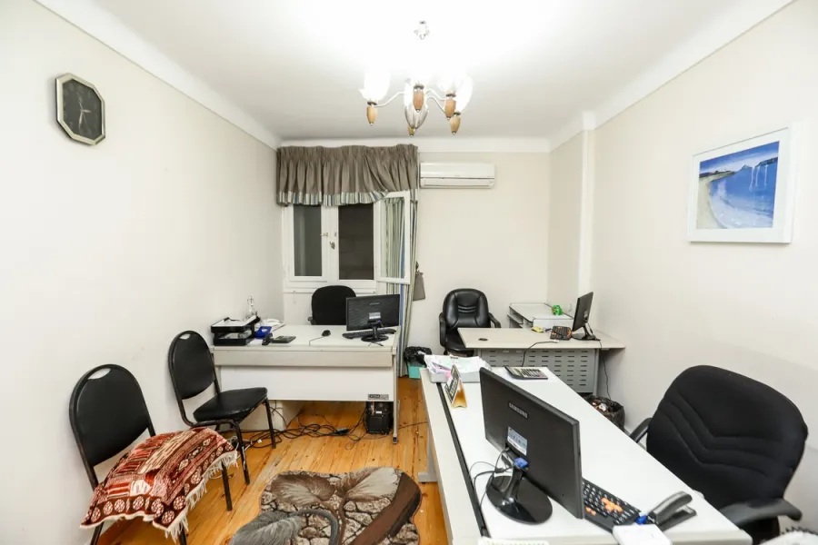 شقة للبيع 265م المندرة (أمام فندق وردة العصافرة)