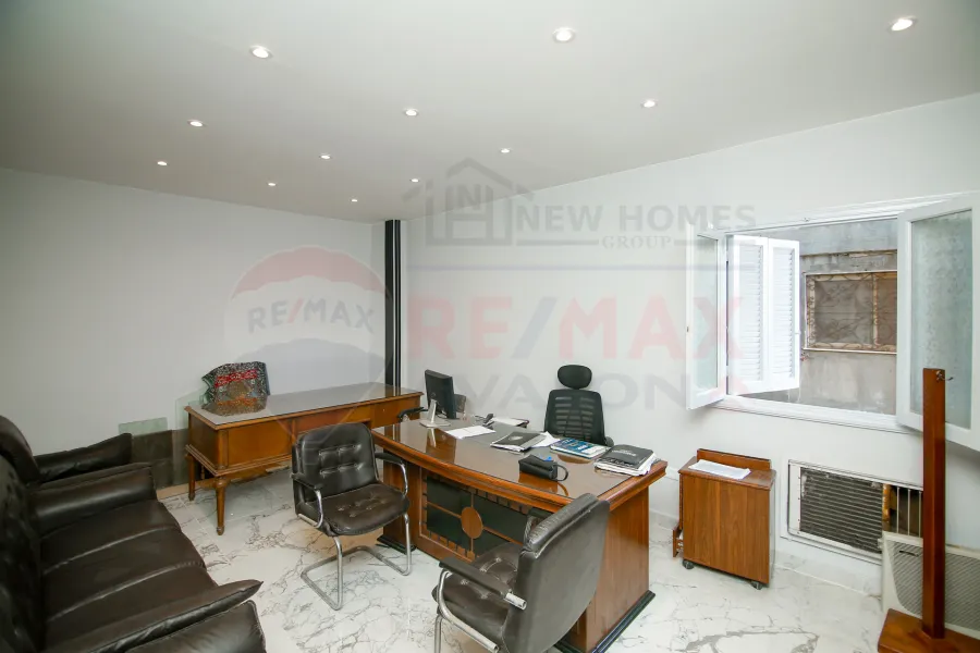 شقة إداري للبيع 175 م الحي اللاتيني (ش فؤاد الرئيسي)