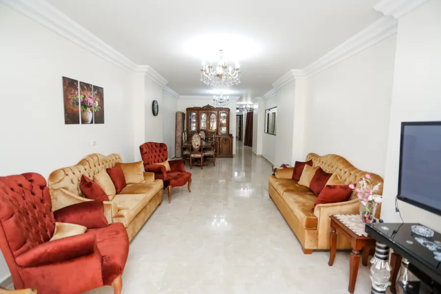 شقة للبيع 165 م جناكليس ( خطوات من ش ابو قير )