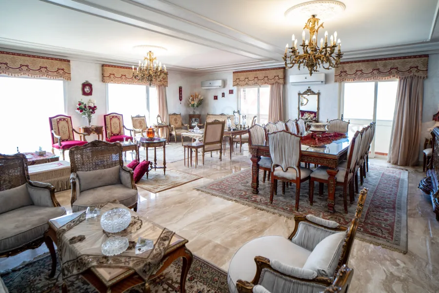 Apartment for sale 280m Saba basha (directly on the sea)