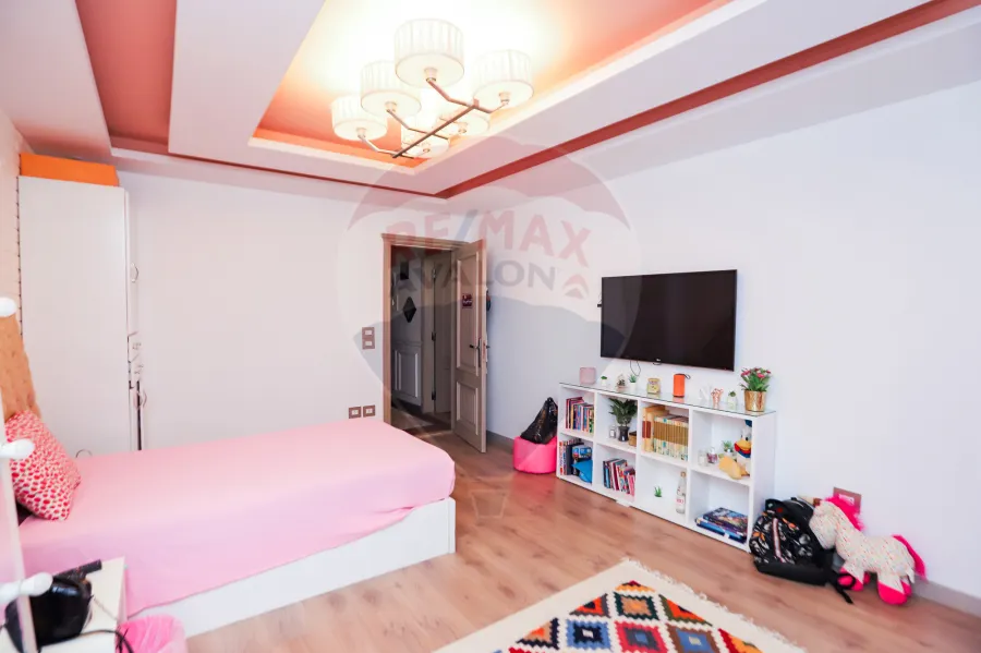 Apartment for sale 230 m Louran (Abo Qeer St.)
