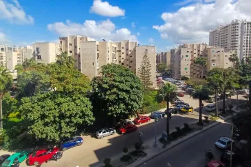 شقة للبيع 130 م سموحة (بجوار مسجد حاتم)