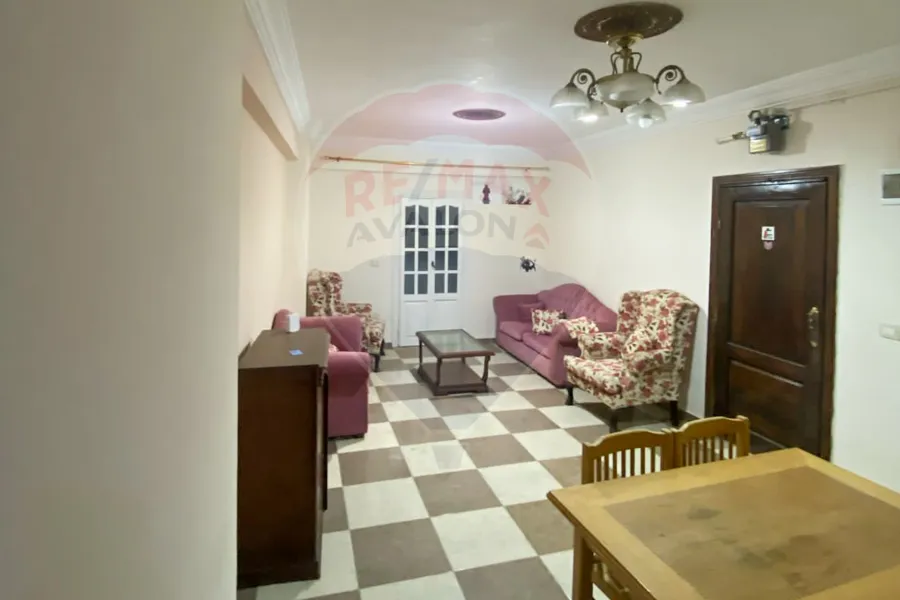 شقة للايجار المفروش 100 م كامب شيزار (متفرع من ش المكتبات)