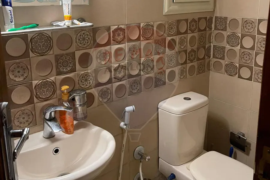 شقة للبيع 131 م محرم بك (محرم باشا)