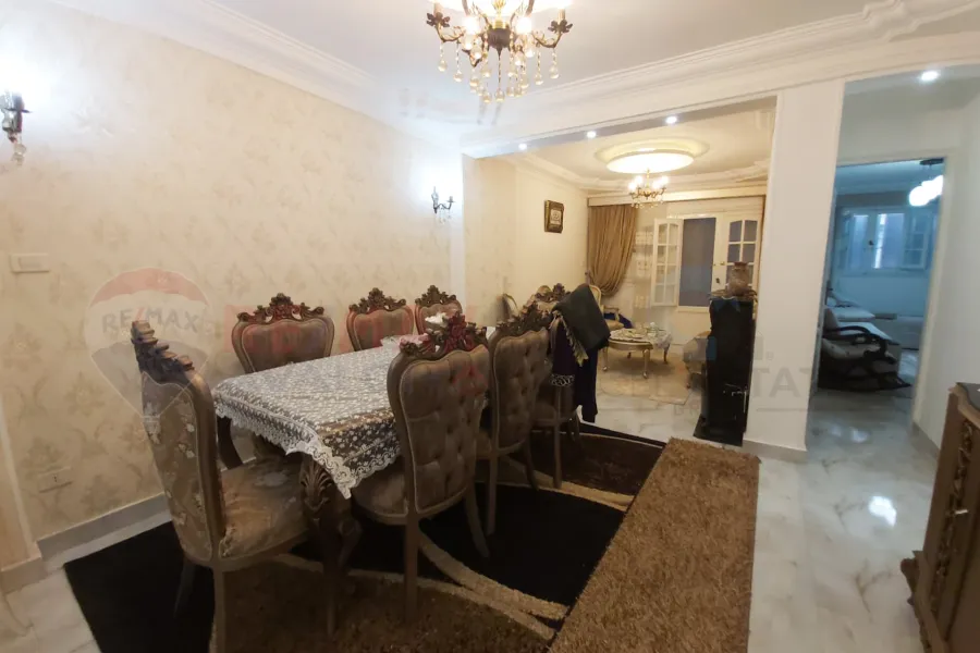 شقة للبيع العصافرة (شارع جمال عبدالناصر)  160 م