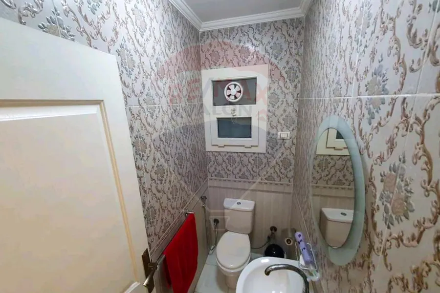 Apartment for sale in Rushdi (directly on the tram) 176 m