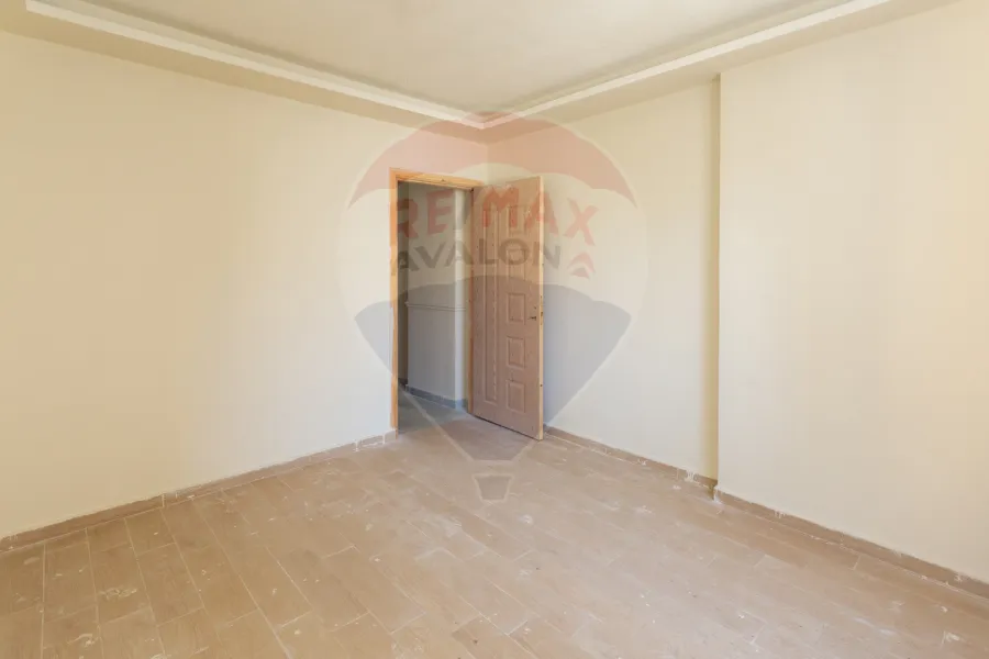 Apartment for sale 110 m Victoria (Amir St.- steps from Abu Qir St.)