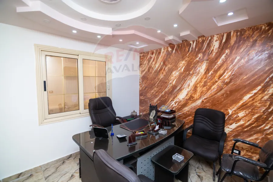 Administrative unit For sale 70 m Moharm bek (El Baliana St.)