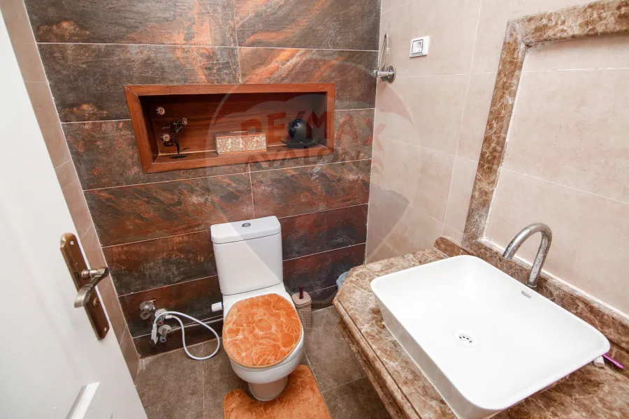 شقة دوبلكس للبيع 255 م كينج مريوط (ليك سايد)