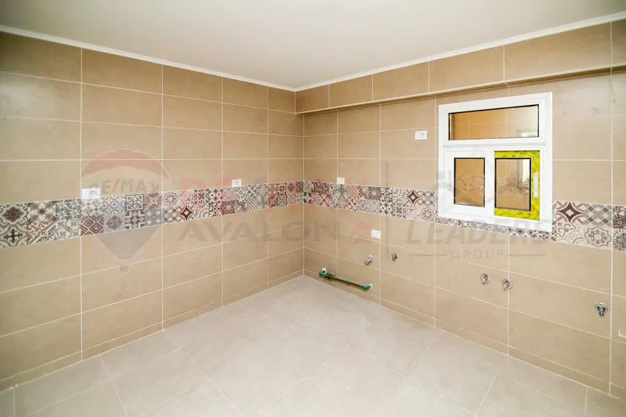 شقه للبيع 139 م سموحه (جراند فيو)