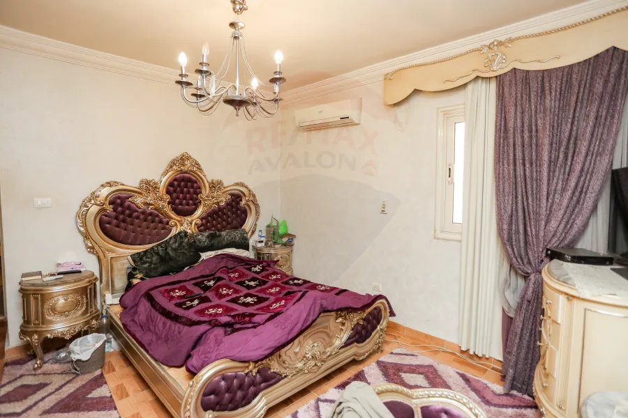 شقة للبيع 150 م سموحة ( ش زكى رجب ) خطوات من فوزى معاذ