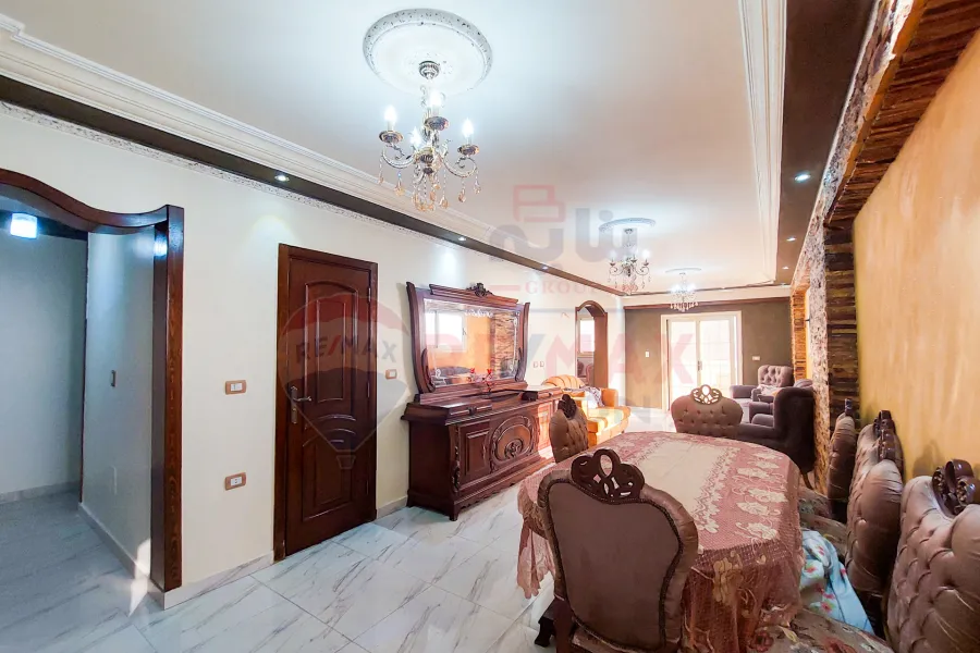 Apartment For Sale 180 m San Stefano (Steps From The Sea)