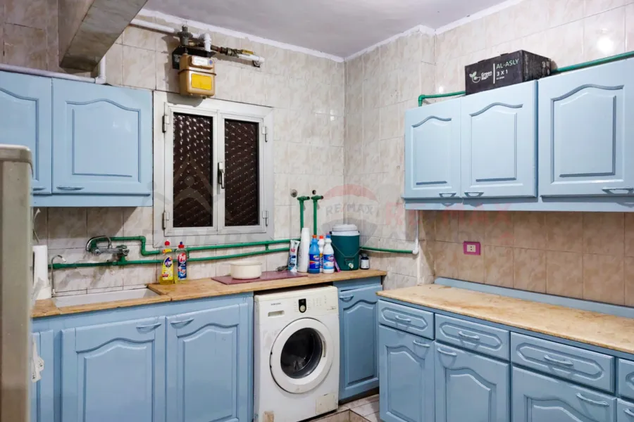 Furnished apartment for rent 175 m Saba Pasha (directly on the sea)