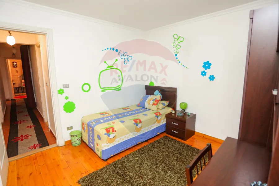 شقة للبيع 150 م سموحة (شارع ألبرت الاول - كومبوند البارون )