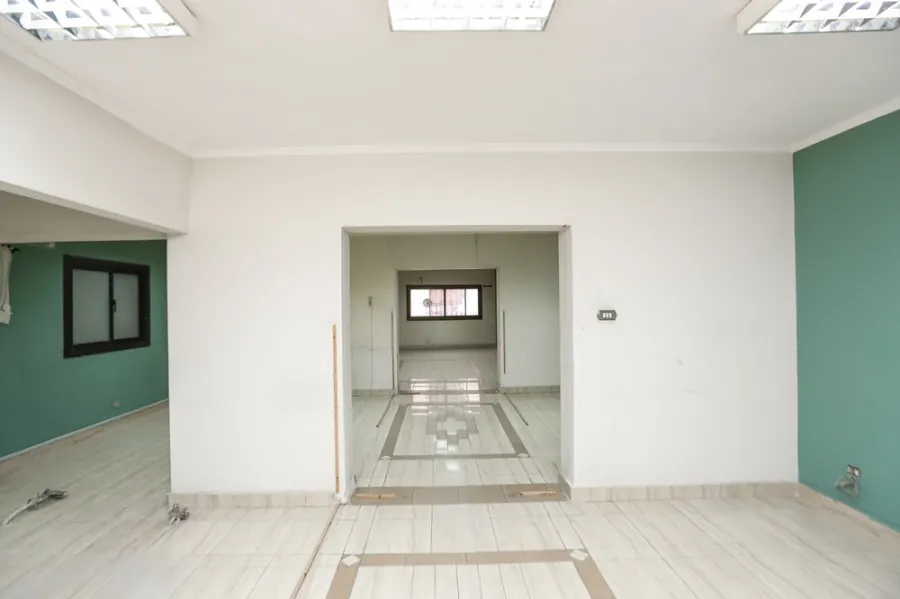 مقر إداري للبيع 160م رشدي ( ش أبو قير الرئيسي )