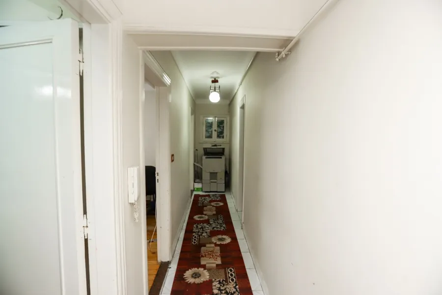 شقة للبيع 265م المندرة (أمام فندق وردة العصافرة)