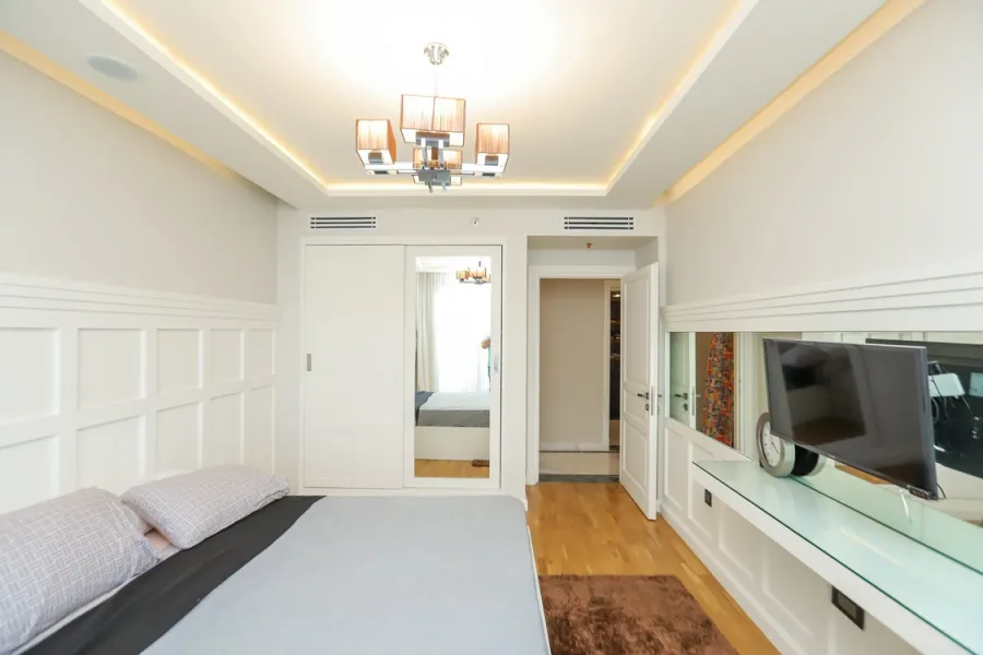 Luxury furnished apartment for rent 272m San Stefano