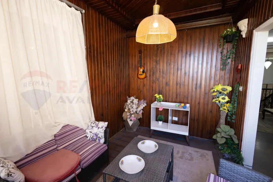 Duplex apartment for sale 320 m Sporting (Ahmed Allam St. - Steps from Abu Qir St.)