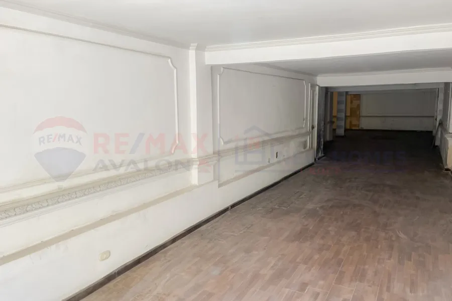 محل للبيع 160 م جناكليس (خطوات من ش ابو قير)