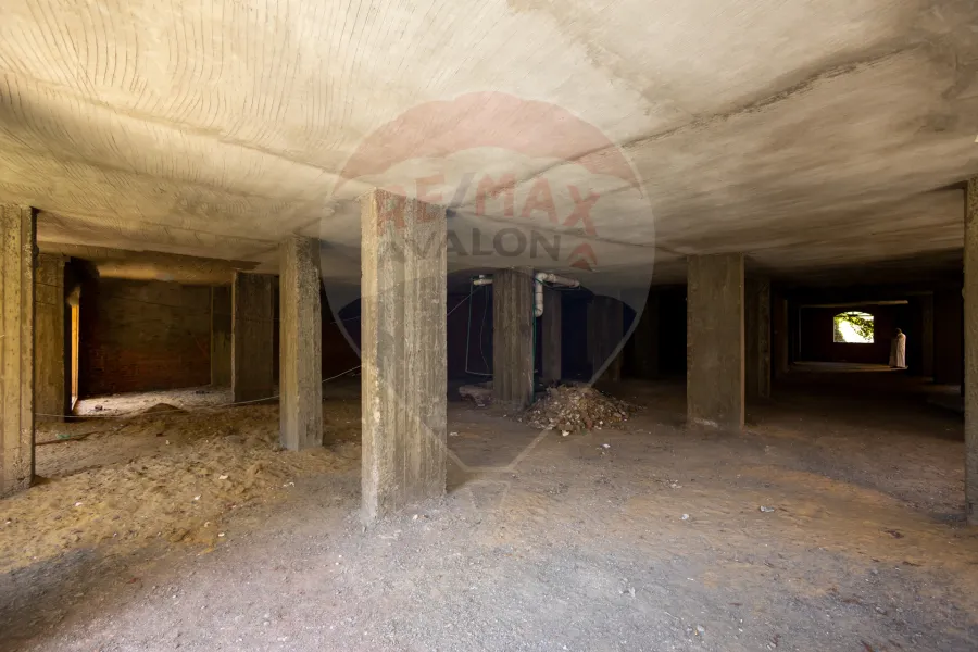 Commercial mezan for sale 575 m Al-Agami (El-betash)