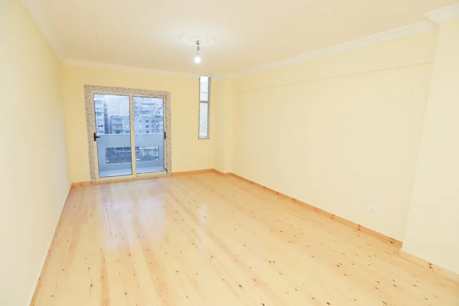 Apartment for Sale 210m Smouha (Hassan Allam St. near Fawzy Moaz st.)- first Hand-