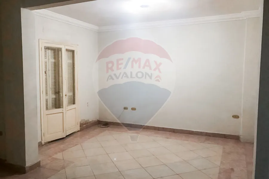 Administrative Apartment For Rent 150 m Sporting (Abo Qeir St.- In Front Of Sprting Club)