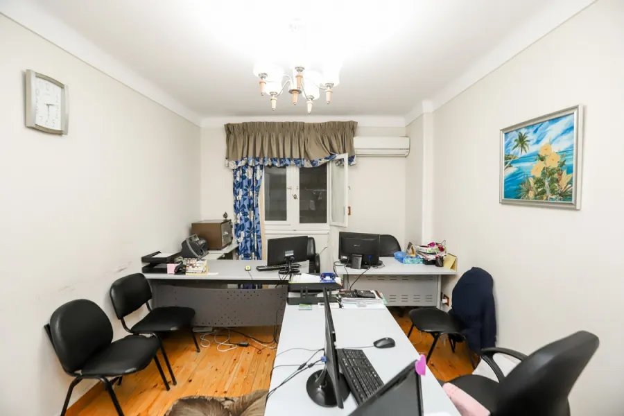 شقة للبيع 265م المندرة (أمام فندق وردة العصافرة)