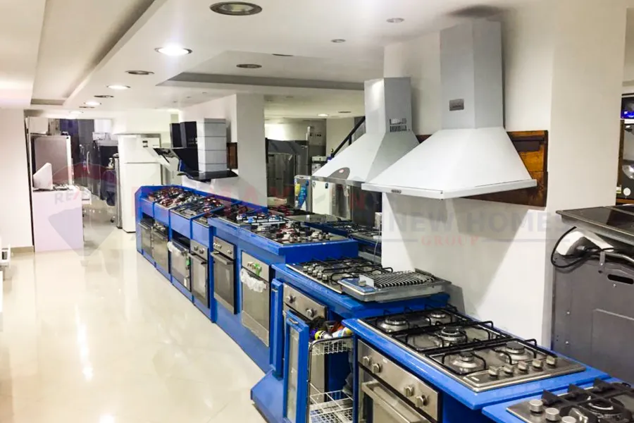 محل للبيع 405 م الإبراهيمية (ش بورسعيد ) - محل ناصية