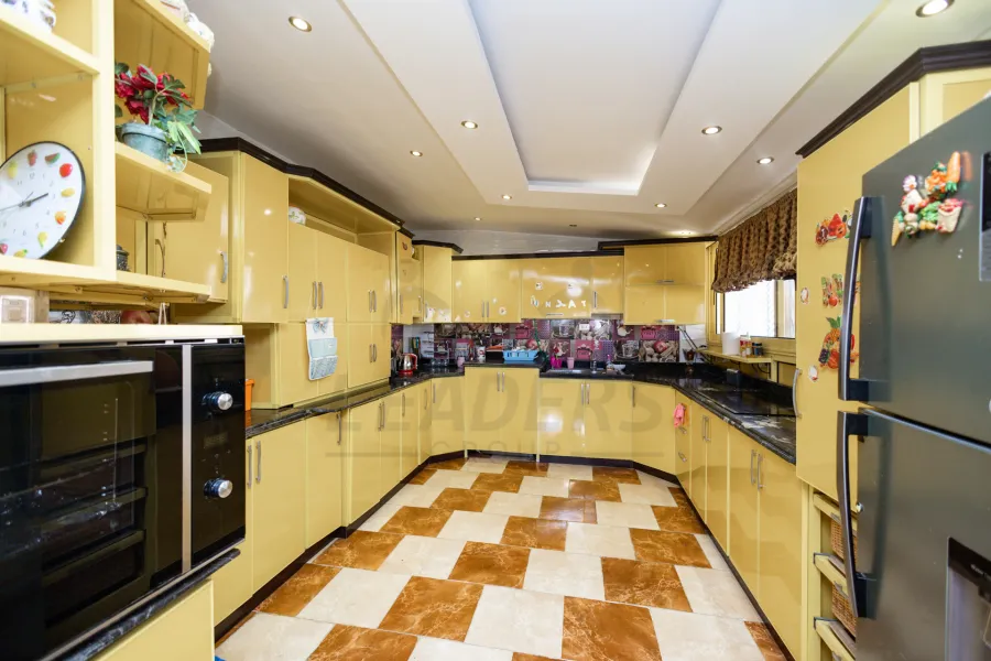 Apartment for sale 560 m Louran (Sarhank St.)