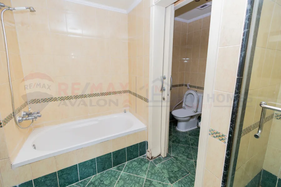 شقة للبيع 298 م سان ستيفانو (الفور سيزون)