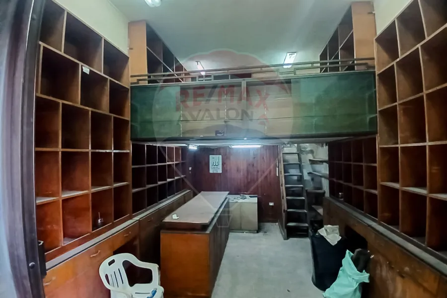 Shop 25 m + Up Floor 15 m for rent Sidi Gaber (Abou Qir St.)