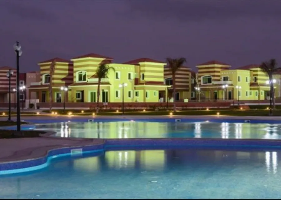 شالية مفروش للبيع 101م بمنتجع روزانا  - ك56 (الساحل الشمالي - نموذج G7)