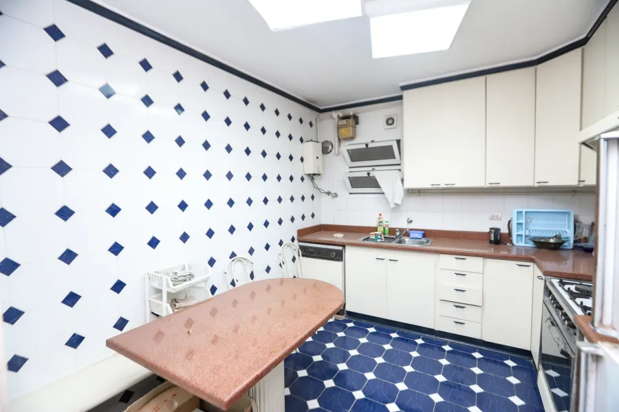 شقة للبيع 200م ستانلى (خطوات من كوبرى ستانلى)