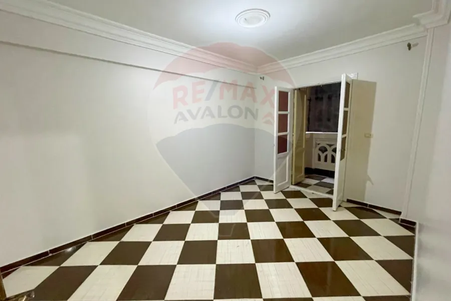 شقة للايجار 120 م العصافرة (متفرع من ش سليمان الفارس)